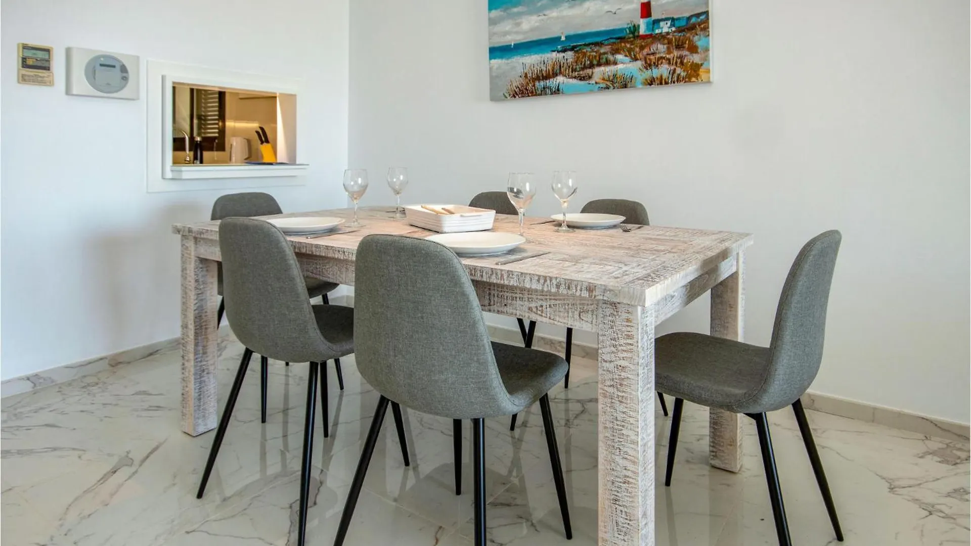 Cozy Apartment In Casares With House Sea View