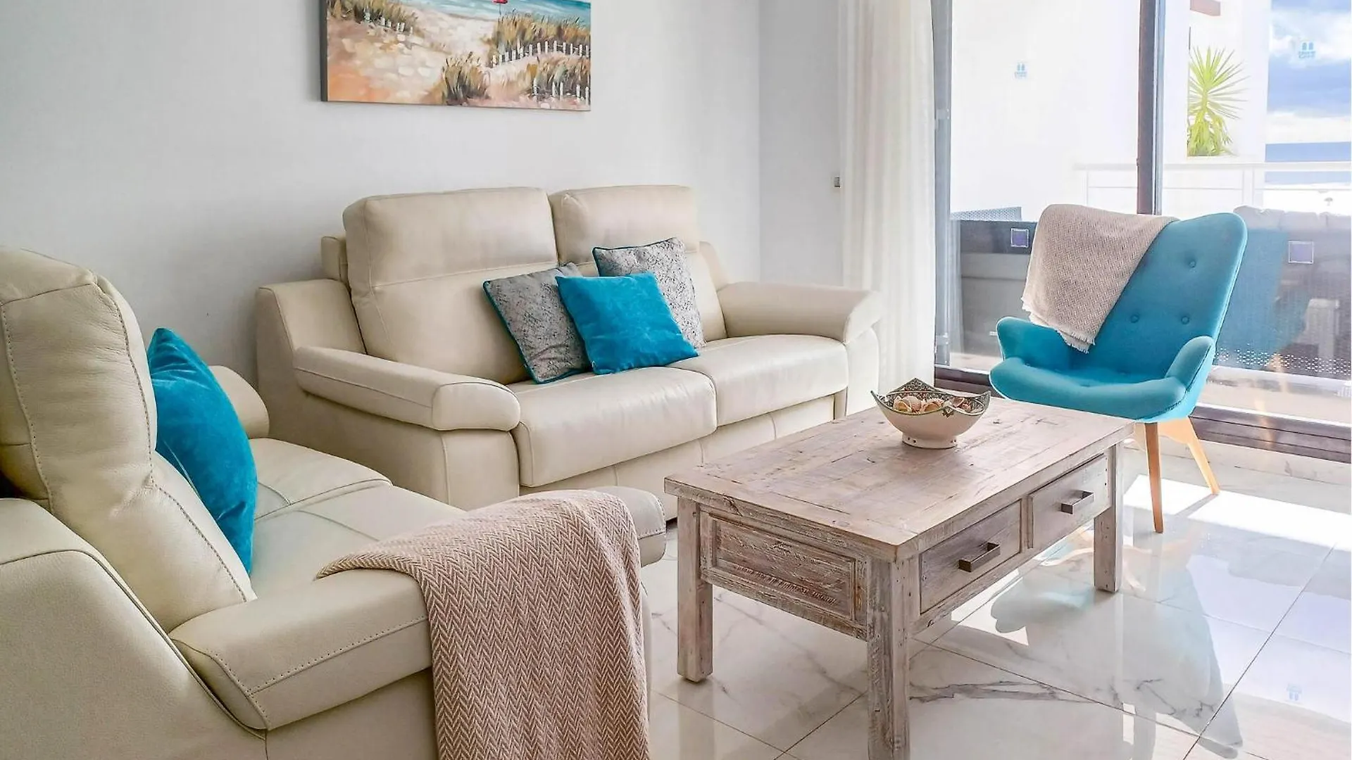 Cozy Apartment In Casares With House Sea View